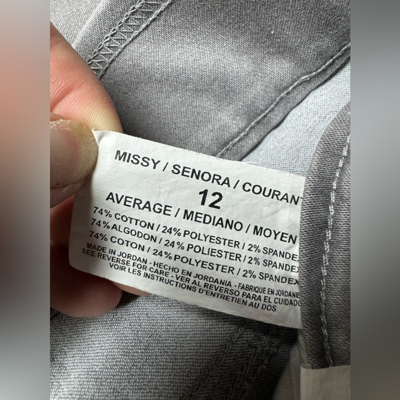 Gloria Vanderbilt, size 12 stretch jeggings. Gray. - Picture 4 of 7